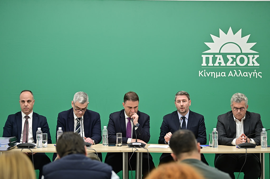 pasok-xekollai-i-velona-ta