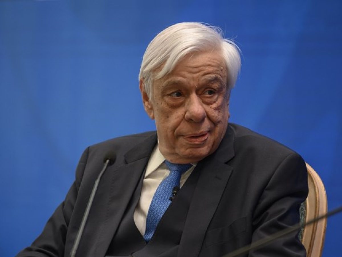 Παυλόπουλος: «Το Σύνταγμα δεν είναι πεδίο εντυπώσεων – Θεσπίζεται για να εφαρμόζεται στο ακέραιο»