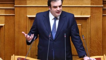 Πιερρακάκης: «Το 51% της ΔΕΗ το 2019 άξιζε 150 εκατ. ευρώ – Σήμερα το 34% αξίζει 2,5 δισ. ευρώ»