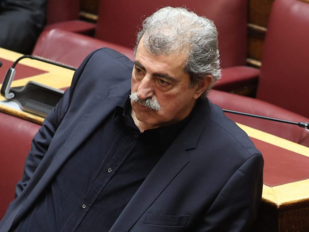 &Pi;&omicron;&lambda;ά&kappa;&eta;&sigmaf;: &laquo;Έ&sigma;&pi;&alpha;&sigma;&alpha; &pi;&alpha;&gamma;&kappa;ό&sigma;&mu;&iota;&omicron; &rho;&epsilon;&kappa;ό&rho; &ndash; &Tau;&rho;&epsilon;&iota;&sigmaf; &pi;&rho;ό&epsilon;&delta;&rho;&omicron;&iota; &sigma;&tau;&eta; &sigma;&epsilon;&iota;&rho;ά &mu;&epsilon; &delta;&iota;&alpha;&gamma;&rho;ά&phi;&omicron;&upsilon;&nu; &alpha;&pi;ό &tau;&eta;&nu; &Kappa;&Omicron;&raquo;