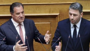 Πόλεμος κυβέρνησης – ΠΑΣΟΚ για το ακίνητο που νοικιάζει ο Ανδρουλάκης