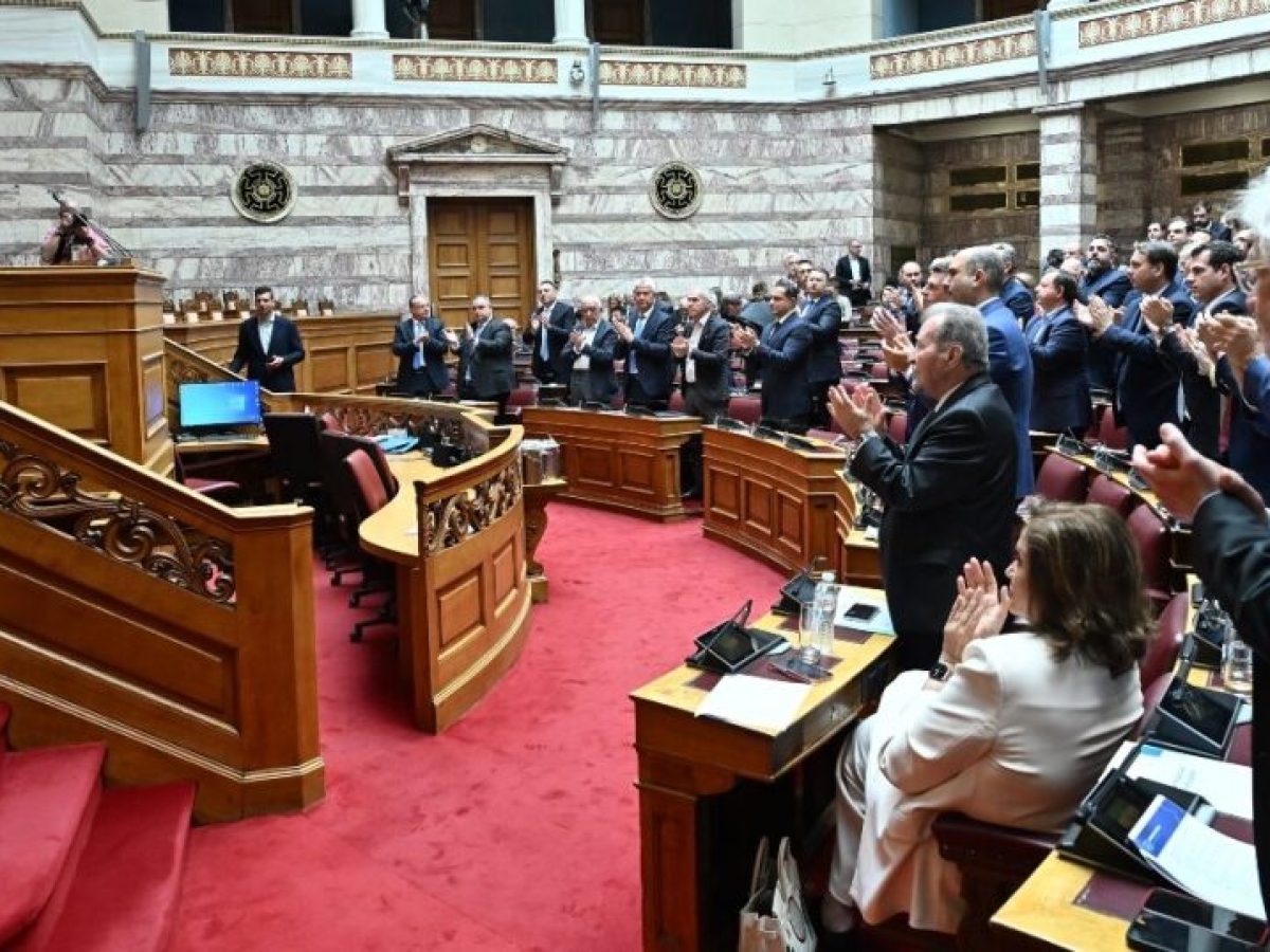 Πώς το επιτελικό «μασάζ» απέτρεψε το «Κούγκι»