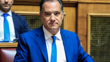 Πόθεν Έσχες Άδωνι Γεωργιάδη: Μισό εκατομμύριο ευρώ σε χρέη στις τράπεζες – 150.000 ευρώ σε μετρητά, 14 ακίνητα και μετοχέ