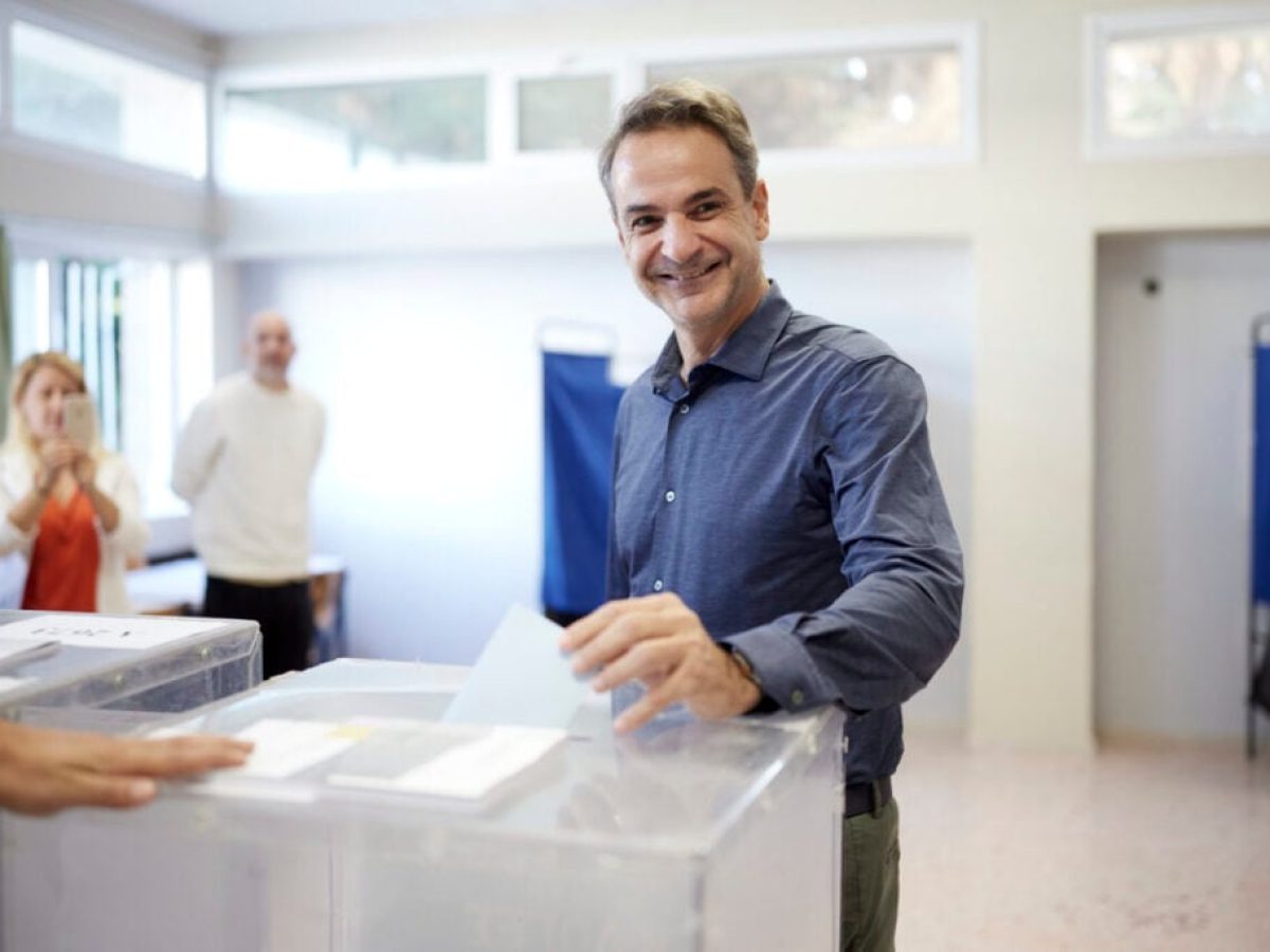 Προϋποθέσεις για τρίτη αυτοδύναμη νίκη, «βλέπουν» στη ΝΔ