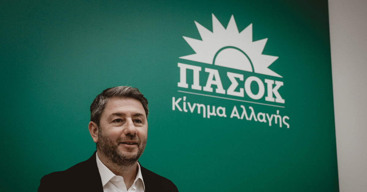 pΑsok-kata-tsipra-periergo-pousarisma