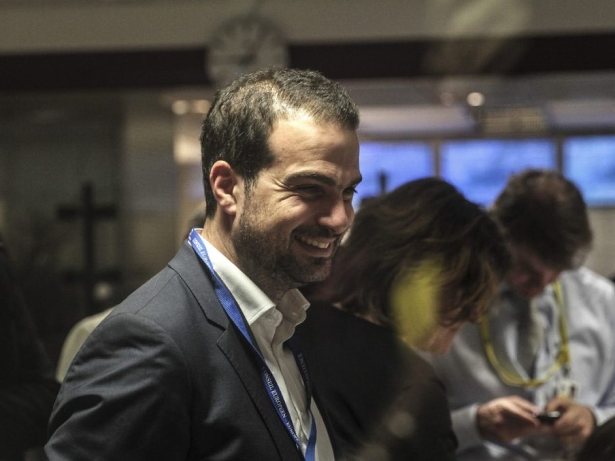 Σακελλαρίδης για κόμμα Τσίπρα: «Το δεξί φλας δεν θα αργήσουμε να το δούμε»