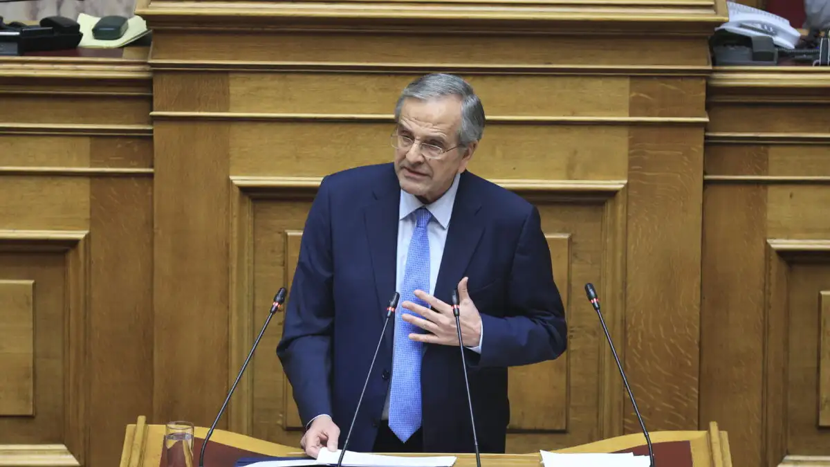 samaras-sti-vouli-sfodri-epithesi
