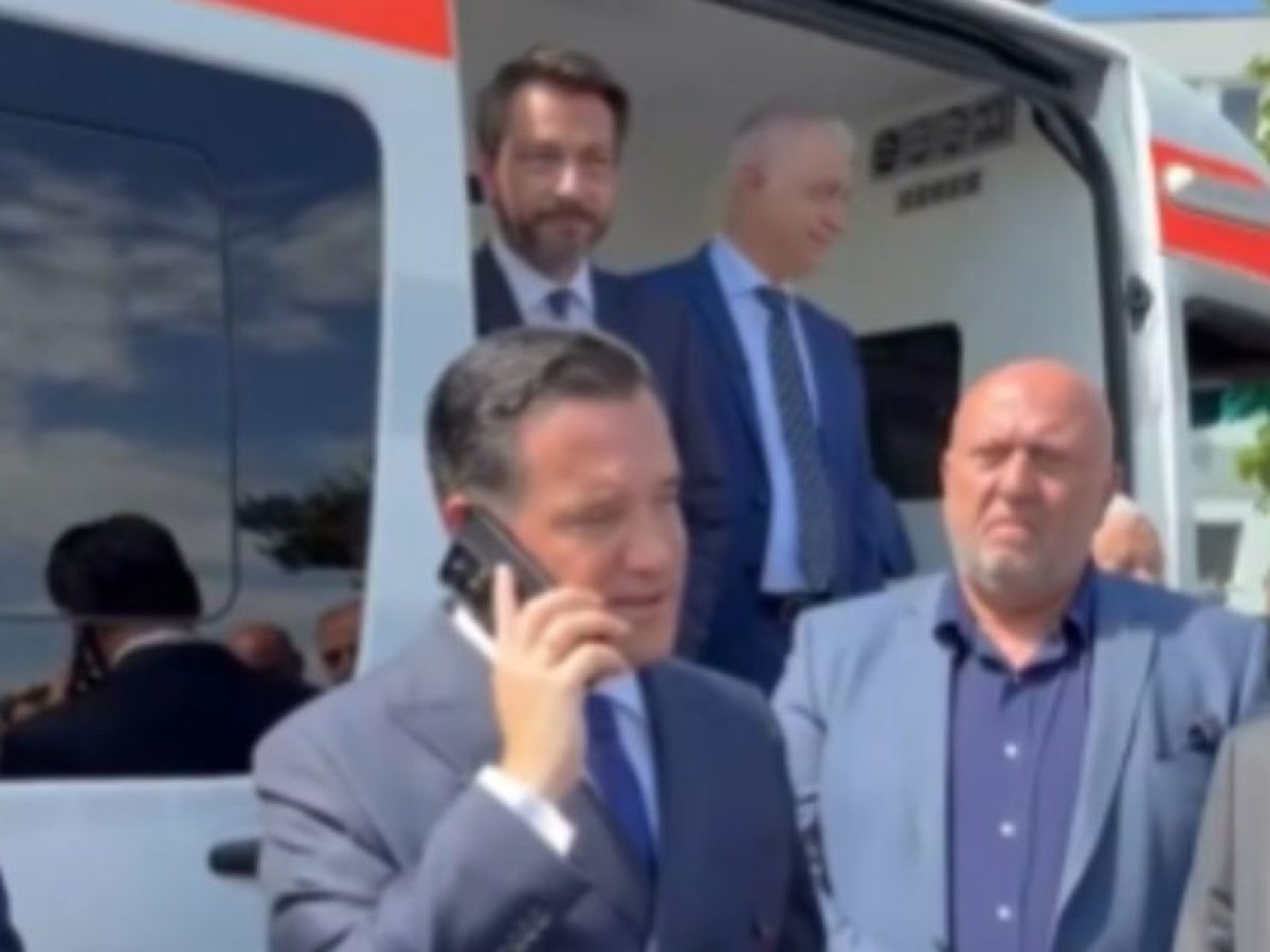 Συγκίνηση Άδωνι: Φτωχή αγρότισσα δώρισε ασθενοφόρο στο ΓΝ ΒΕΡΟΙΑΣ