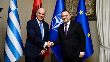 Συνάντηση Νίκου Δένδια με τον υπουργό Εθνικής Άμυνας της Αλβανίας – Στο επίκεντρο οι διμερείς αμυντικές σχέσεις, τι αποφά