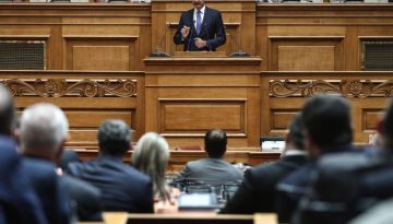 Συνεδριάζει η ΚΟ της ΝΔ: Ο Μητσοτάκης δίνει τον τόνο για τη Συνταγματική Αναθεώρηση