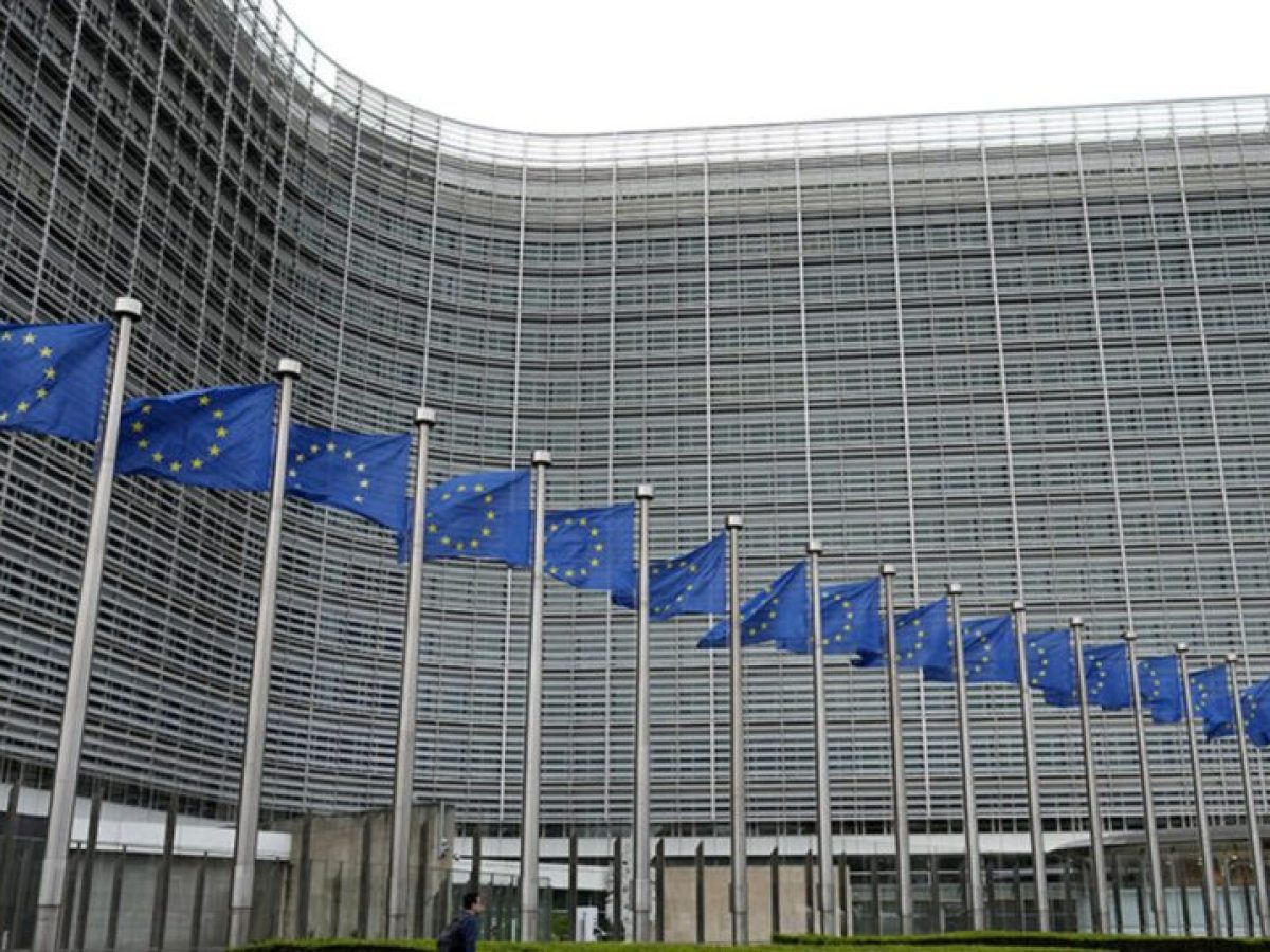 Σκιές συγκάλυψης και στις Βρυξέλλες καταγγέλλει το ΠΑΣΟΚ για τον ΟΠΕΚΕΠΕ