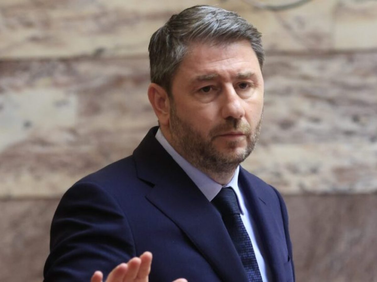 &Sigma;&kappa;&lambda;&eta;&rho;ή &epsilon;&pi;ί&theta;&epsilon;&sigma;&eta; &Alpha;&nu;&delta;&rho;&omicron;&upsilon;&lambda;ά&kappa;&eta; &sigma;&epsilon; &Nu;&Delta;: &laquo;&Mu;&omicron;ύ&phi;&alpha; &delta;&eta;&mu;&omicron;&sigma;&iota;&omicron;&gamma;&rho;ά&phi;&omicron;&sigmaf; &omicron; &Kappa;&alpha;&tau;&alpha;&kappa;&omicron;&upsilon;&zeta;&eta;&nu;ό&sigmaf; &sigma;&epsilon; &epsilon;&pi;&iota;&chi;&epsilon;ί&rho;&eta;&sigma;&eta; &pi;&omicron;&lambda;&iota;&tau;&iota;&kappa;ή&sigmaf; &delta;&omicron;&lambda;&omicron;&phi;&omicron;&nu;ί&alpha;&sigmaf; &mu;&omicron;&upsilon;&raquo;