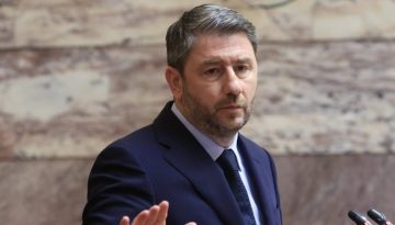 Σκληρή επίθεση Ανδρουλάκη σε ΝΔ: «Μούφα δημοσιογράφος ο Κατακουζηνός σε επιχείρηση πολιτικής δολοφονίας μου»