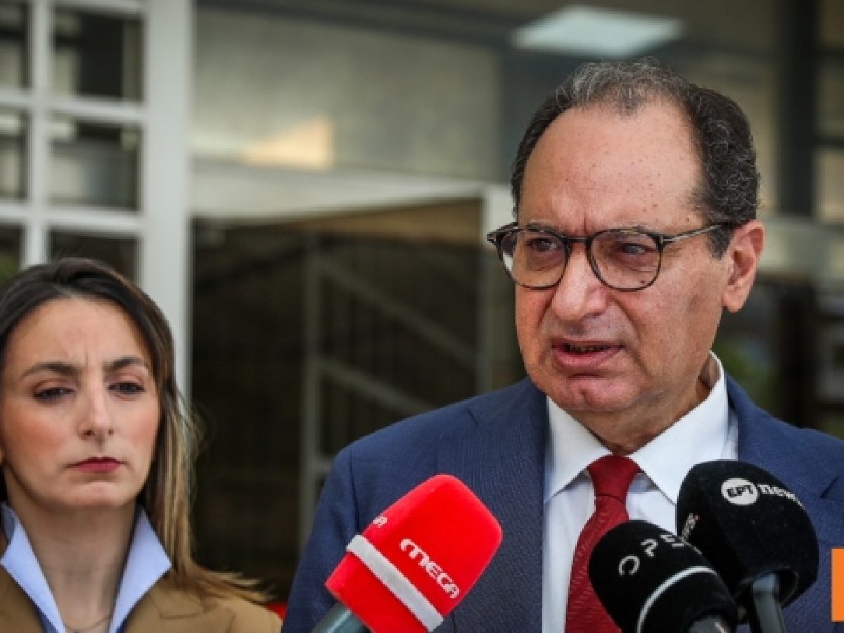&Sigma;&tau;&omicron;&nu; Ά&rho;&epsilon;&iota;&omicron; &Pi;ά&gamma;&omicron; &gamma;&iota;&alpha; &tau;&iota;&sigmaf; &tau;&eta;&lambda;&epsilon;&phi;&omega;&nu;&iota;&kappa;έ&sigmaf; &upsilon;&pi;&omicron;&kappa;&lambda;&omicron;&pi;έ&sigmaf; &omicron; &Sigma;&pi;ί&rho;&tau;&zeta;&eta;&sigmaf;