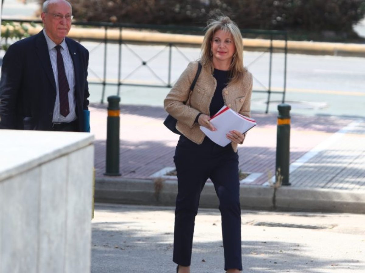 Στον Άρειο Πάγο για το νέο κόμμα η Μαρία Καρυστιανού