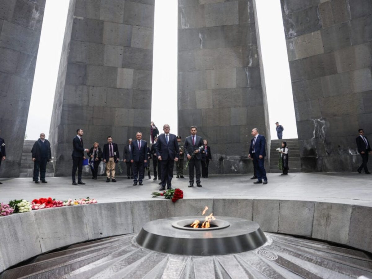 &Tau;&alpha;&sigma;&omicron;ύ&lambda;&alpha;&sigmaf; &alpha;&pi;ό &tau;&eta;&nu; &Alpha;&rho;&mu;&epsilon;&nu;ί&alpha;: &Mu;&epsilon; ά&sigma;&beta;&epsilon;&sigma;&tau;&eta; &mu;&nu;ή&mu;&eta; &epsilon;&gamma;&kappa;&lambda;ή&mu;&alpha;&tau;&alpha; &Gamma;&epsilon;&nu;&omicron;&kappa;&tau;&omicron;&nu;ί&alpha;&sigmaf; &delta;&epsilon;&nu; &theta;&alpha; &epsilon;&pi;&alpha;&nu;&alpha;&lambda;&eta;&phi;&theta;&omicron;ύ&nu;