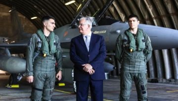 Τασούλας: «Η ευημερία της χώρας είναι αποτέλεσμα του αισθήματος ασφάλειας που μας παρέχουν οι Ένοπλες Δυνάμεις» (Photos)