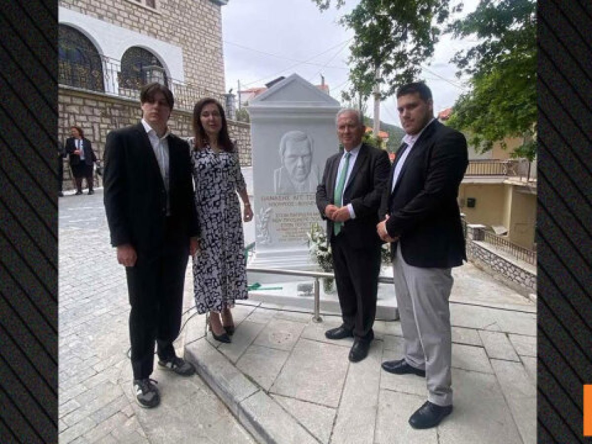Το Κυριάκι τίμησε τον Θανάση Τσούρα: Συγκίνηση στην ιδιαίτερη πατρίδα του, έστησαν μνημείο, έδωσαν το όνομά του σε δρόμο