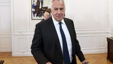 Το Μαξίμου «φλερτάρει» τον Μ. Βορίδη