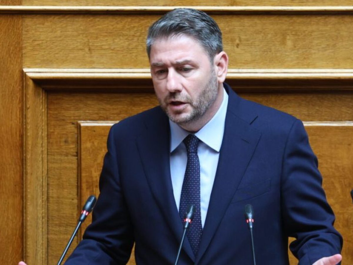 Το ΠΑΣΟΚ με το δάκτυλο στην σκανδάλη: Πίεση στη Βουλή για Εξεταστική, ανοιχτό το χαρτί της δυσπιστίας