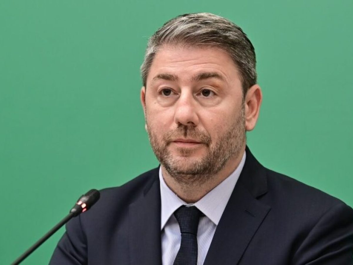 Το ΠΑΣΟΚ «ποντάρει» στην πρόταση για τετραήμερη εργασία και ο Ανδρουλάκης ετοιμάζει σχετικό βίντεο στο TikTok
