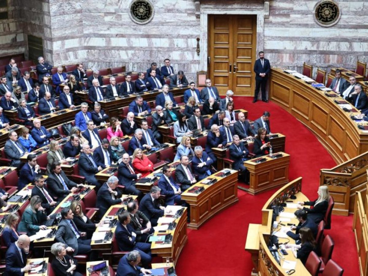 Το ΠΑΣΟΚ ζητά να κληθούν στην Επιτροπή Θεσμών της Βουλής ο Εισαγγελέας του Αρείου Πάγου και ο Διοικητής της ΕΥΠ