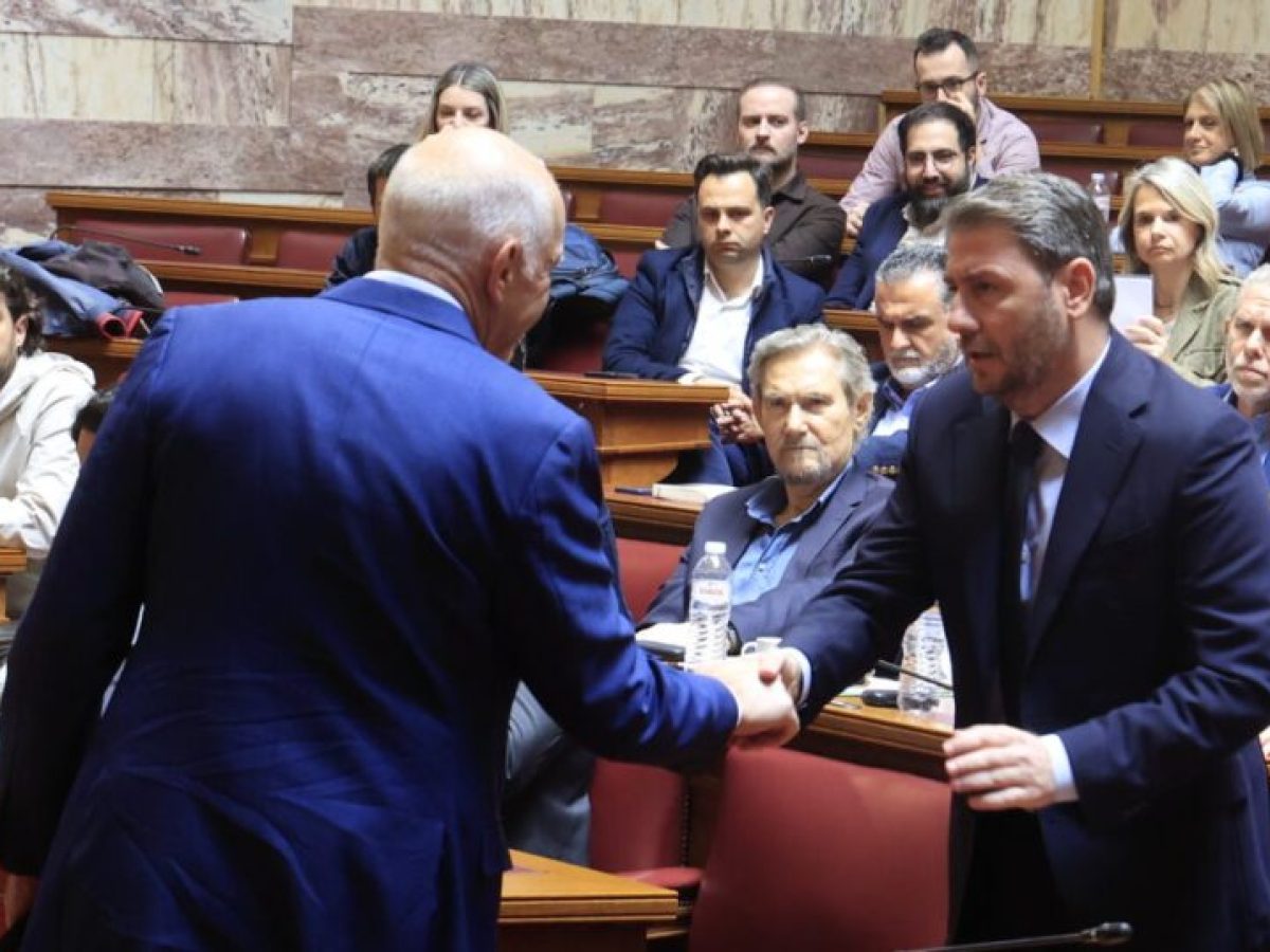 Το σχέδιο του ΠΑΣΟΚ για τη Συνταγματική Αναθεώρηση:  «Όχι» στην υπερσυγκέντρωση εξουσίας