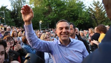 Το Θησείο, ο Τσίπρας, ο Τρότσκι και ο Α. Παπανδρέου: «Κλειδί» για το νέο κόμμα οι μετρήσεις
