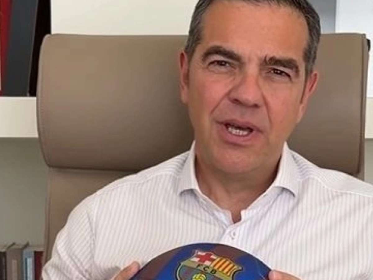 Τσίπρας: «Φτιάχνουμε ομάδα για πρωτάθλημα» – Ποια είναι τα συμβολικά χρώματα του νέου κόμματος