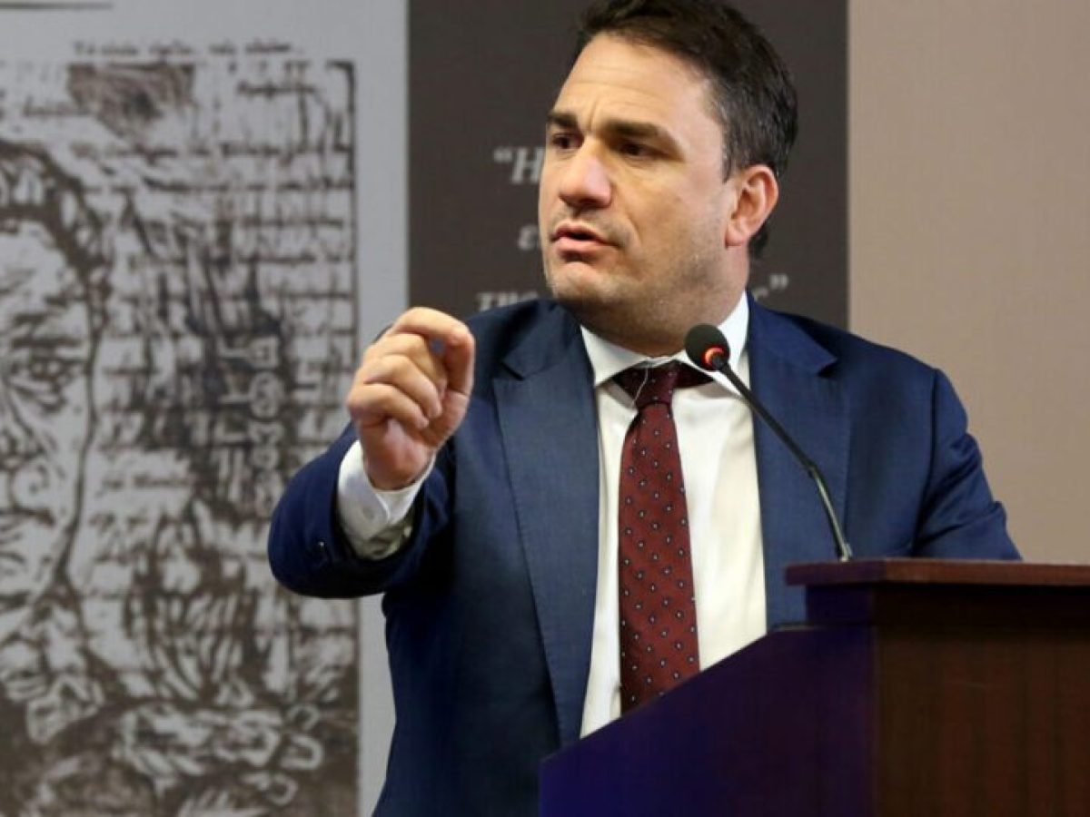 Τσουκαλάς προς Μαρινάκη: «Εσείς κάνατε σουρωτήρι την εθνική ασφάλεια» – Το «καρφί» για Κακλαμάνη