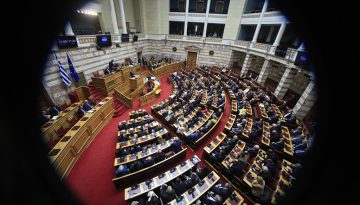 Τζαβέλλας και Δεμίρης θα πάνε την Τετάρτη στην επιτροπή Θεσμών της Βουλής