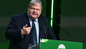 Βενιζέλος κατά Τζαβέλλα για τις υποκλοπές: «Έπρεπε να είχε εξαιρεθεί»