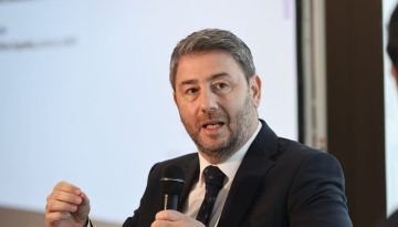 «Βολές» κατά του Νίκου Ανδρουλάκη από Τούρκο αντιναύαρχο, εκ των «αρχιτεκτόνων» της «Γαλάζιας Πατρίδας»