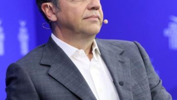«Βόμβα» Τσίπρα: Διάλυση στον ΣΥΡΙΖΑ πριν τη μεγάλη πολιτική επιστροφή