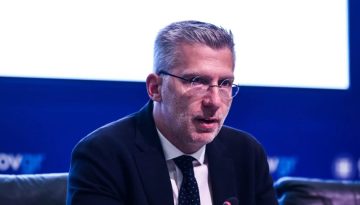 Άκης Σκέρτσος: Παντελώς ανυπόστατο το πρωτοσέλιδο της Εστίας για συναντήσεις μου με τον Γιάννη Στουρνάρα