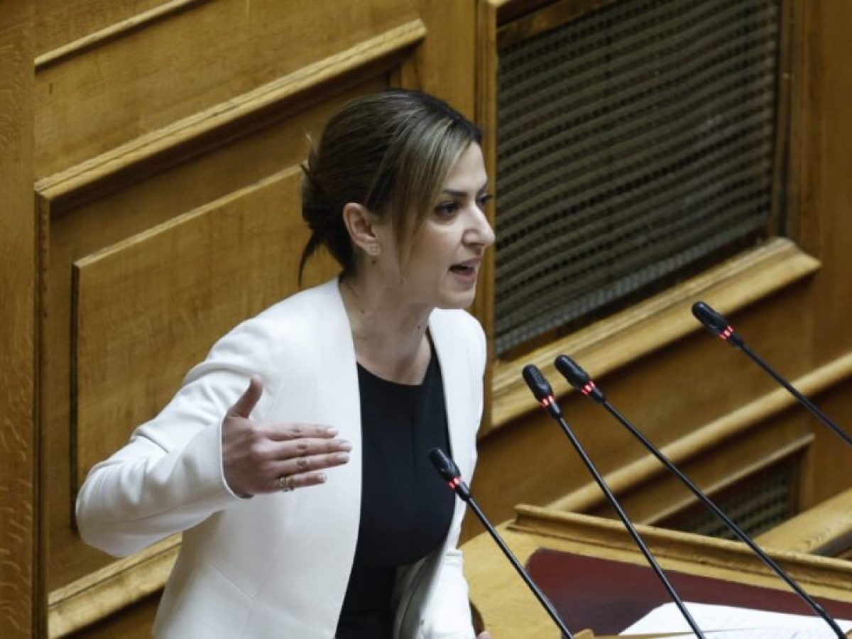 Αδιαθεσία αισθάνθηκε η Ειρήνη Αγαπηδάκη στη Βουλή