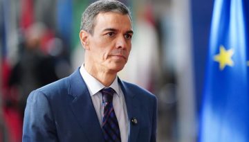 Αναγκαστική προσγείωση στην Άγκυρα για το αεροσκάφος του Πέδρο Σάντσεθ