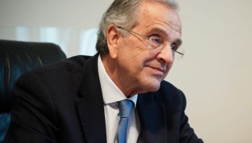Ανατροπή από Σαμαρά: «Φρένο» στις μηνύσεις για τις υποκλοπές