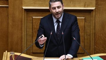 Ανδρουλάκης: «Tο ΠΑΣΟΚ ως αυριανή κυβέρνηση δεσμεύεται για μια ριζικά διαφορετική οικονομική πολιτική»