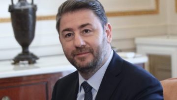 Ανδρουλάκης από Ευρυτανία: «Ερημώνουμε!» – Τι προτείνει το ΠΑΣΟΚ (βίντεο)
