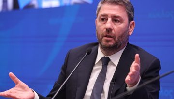 Ανδρουλάκης: Η χώρα σβήνει δημογραφικά και η κυβέρνηση παίρνει ημίμετρα – Αυτές είναι οι προτάσεις του ΠΑΣΟΚ