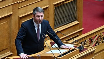 Ανδρουλάκης προς ΝΔ: Αποτύχατε να προσφέρετε στους πολίτες μια καλύτερη ζωή