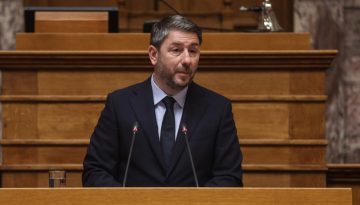 Ανδρουλάκης σε Δεμίρη: «Με εξωθείτε σε κάτι πρωτοφανές, να στραφώ νομικά κατά του Διοικητή της ΕΥΠ»