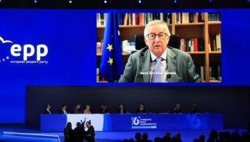 Αποθέωσε τον Μητσοτάκη ο Γιούνκερ: “Έβαλες ξανά την Ελλάδα στην καρδιά της Ευρώπης”