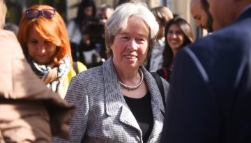 Αθηνά Λινού: Θετική στο ενδεχόμενο ένταξης στο νέο πολιτικό σχήμα του Αλέξη Τσίπρα
