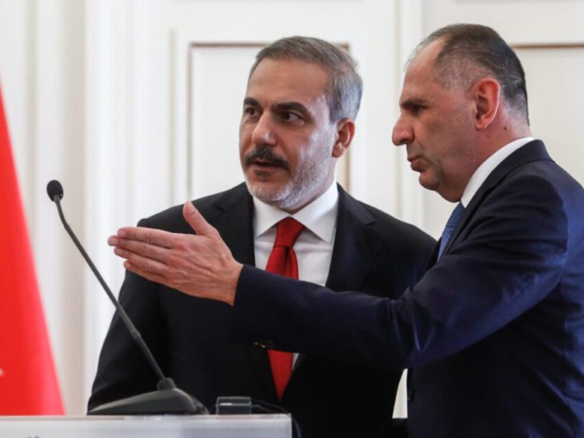 &Alpha;&nu;&omicron;&iota;&chi;&tau;ό &tau;&omicron; &epsilon;&nu;&delta;&epsilon;&chi;ό&mu;&epsilon;&nu;&omicron; &sigma;&upsilon;&nu;ά&nu;&tau;&eta;&sigma;&eta;&sigmaf; &Gamma;&epsilon;&rho;&alpha;&pi;&epsilon;&tau;&rho;ί&tau;&eta; &kappa;&alpha;&iota; &Phi;&iota;&nu;&tau;ά&nu; &sigma;&tau;&eta; &Sigma;ό&phi;&iota;&alpha;: &laquo;&Gamma;&alpha;&lambda;ά&zeta;&iota;&alpha; &Pi;&alpha;&tau;&rho;ί&delta;&alpha;&raquo;, &Alpha;&iota;&gamma;&alpha;ί&omicron; &kappa;&alpha;&iota; &Kappa;&upsilon;&pi;&rho;&iota;&alpha;&kappa;ό &sigma;&tau;&eta;&nu; &alpha;&tau;&zeta;έ&nu;&tau;&alpha;