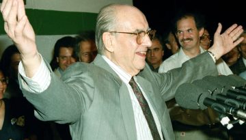 Ανδρουλάκης: Ο Ανδρέας εμπνέει τους αγώνες της γενιάς μας