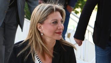 Κρίση στην «Ελπίδα»: Η Καρυστιανού καταγγέλλει «αρχηγιλίκια» και υπόσχεται κάθαρση
