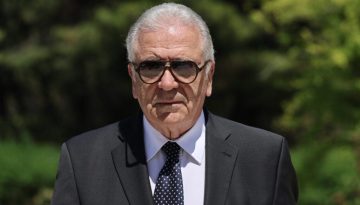 Ενταλμα σύλληψης για Αβραμόπουλο για το Qatargate – τι απαντά ο ίδιος