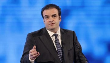 Στην Ουγγαρία ο Πιερρακάκης για συνάντηση με Μάγιαρ – στην ατζέντα η οικονομία